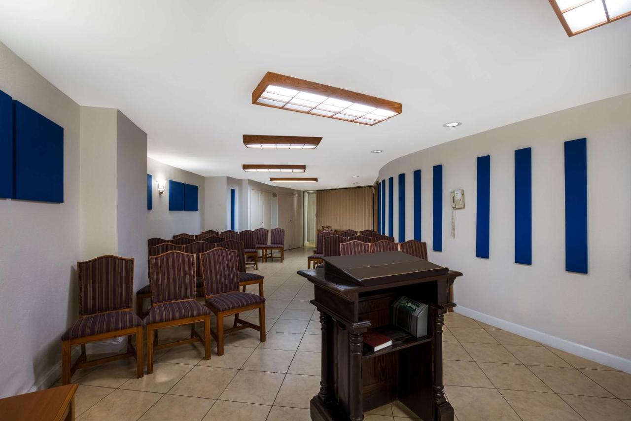 Best Western Bordentown Inn Екстериор снимка