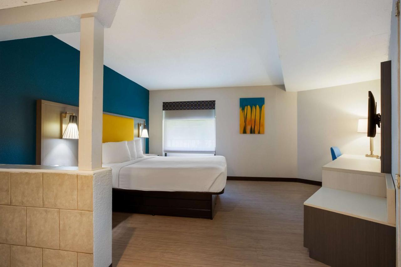 Best Western Bordentown Inn Екстериор снимка