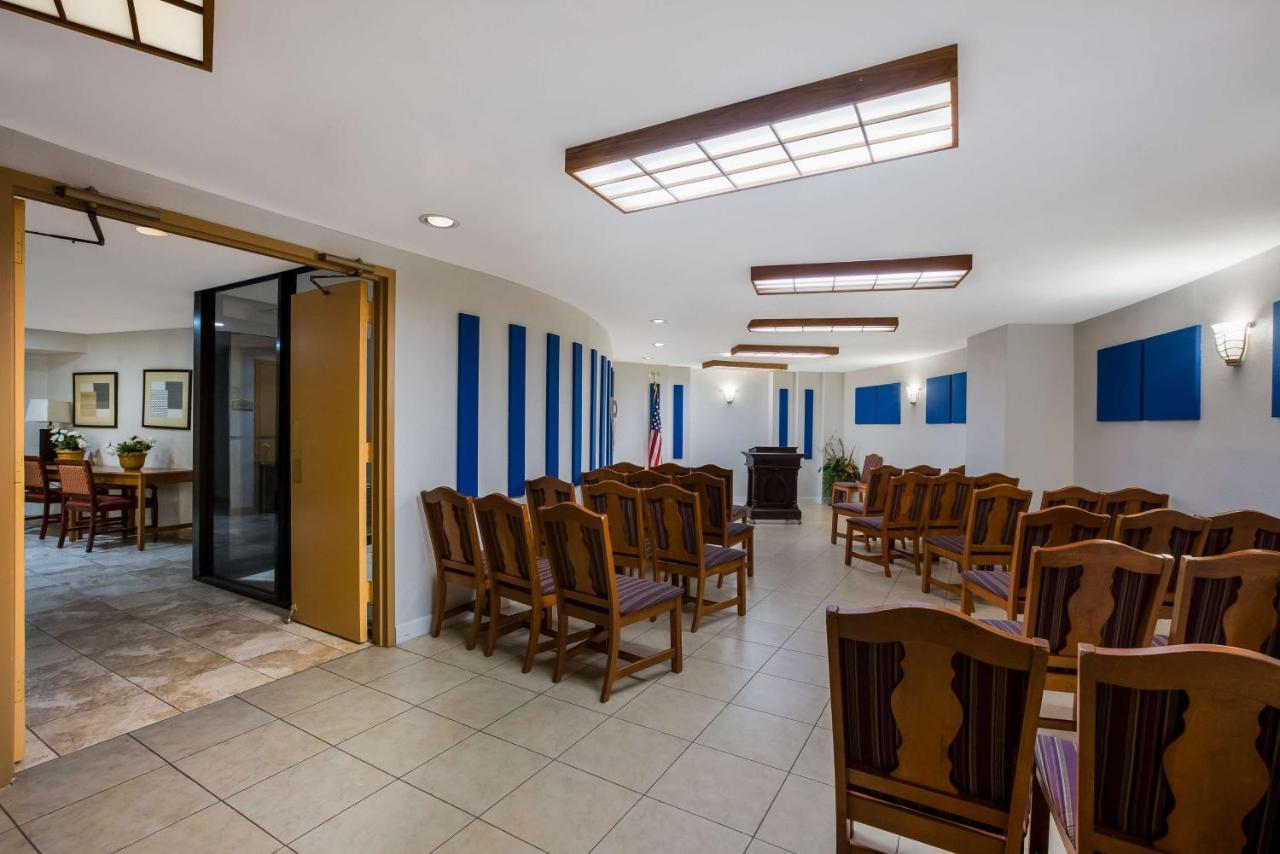 Best Western Bordentown Inn Екстериор снимка