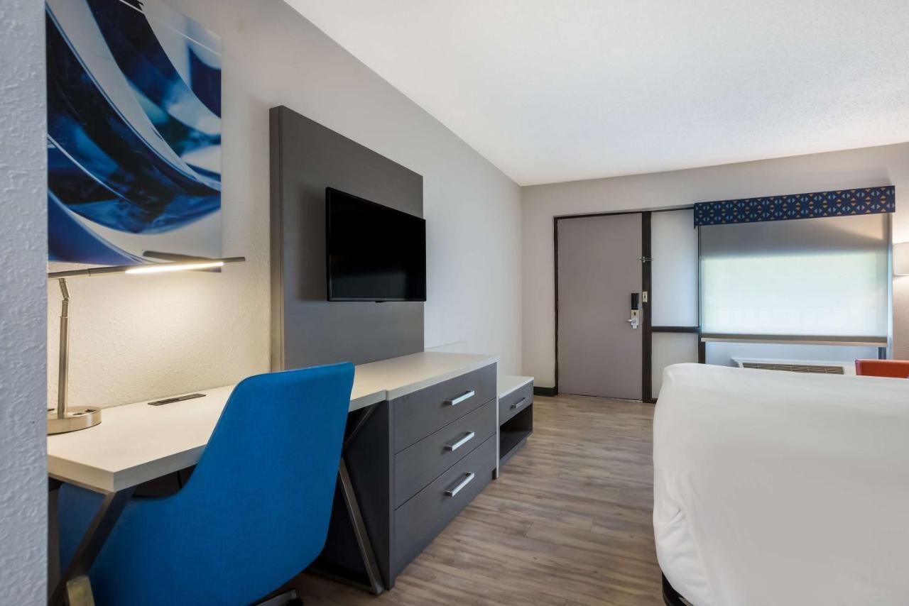 Best Western Bordentown Inn Екстериор снимка
